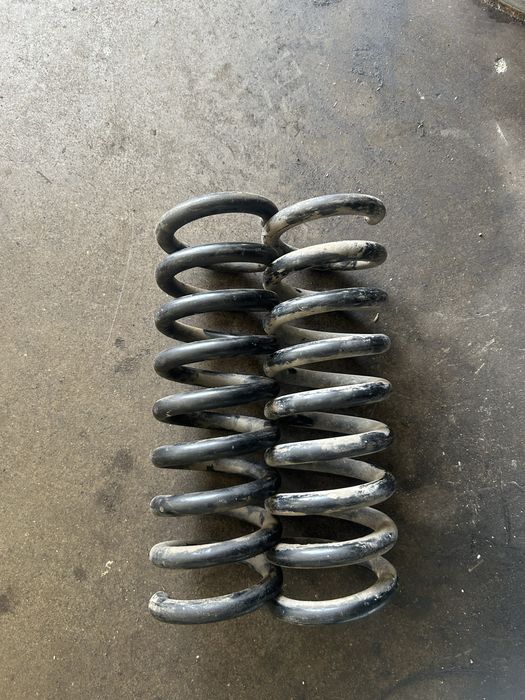 Задни Пружини mercedes w203/s203/w209 c class clk