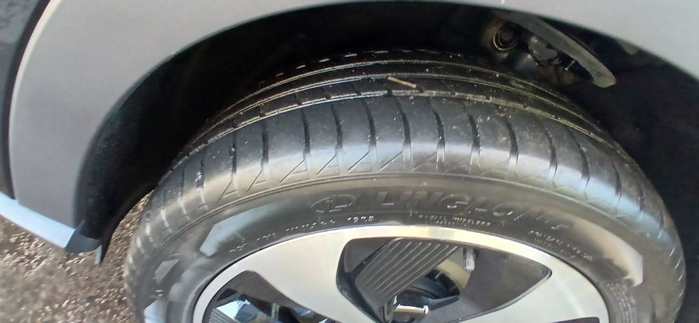 Балон от byd song plus 235/50 R 19