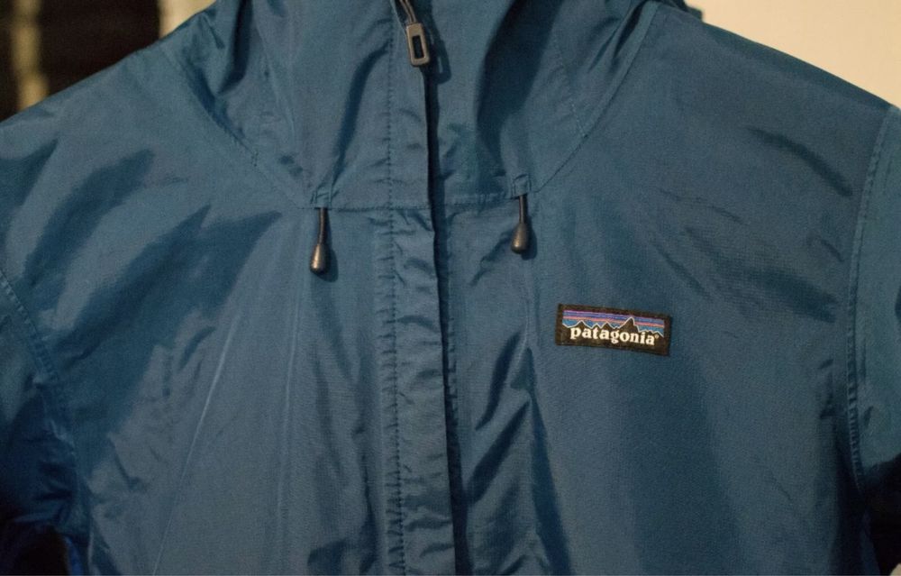 Geca ploaie Patagonia Torrentshell 3L S mammut rab millet dynafit