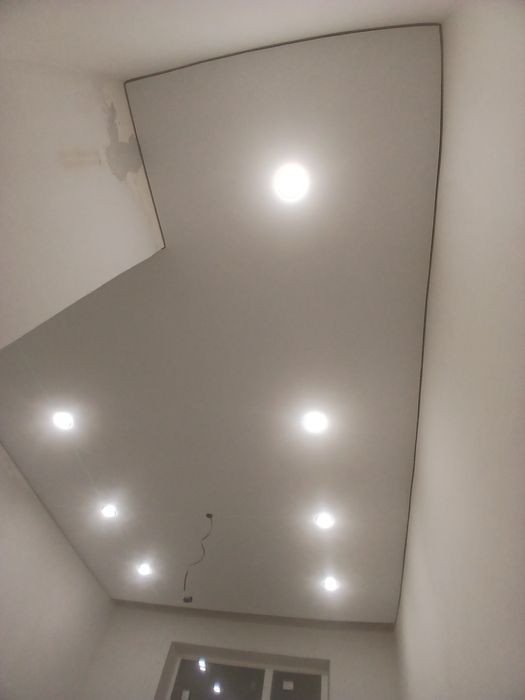 Натяжные потолки 1200