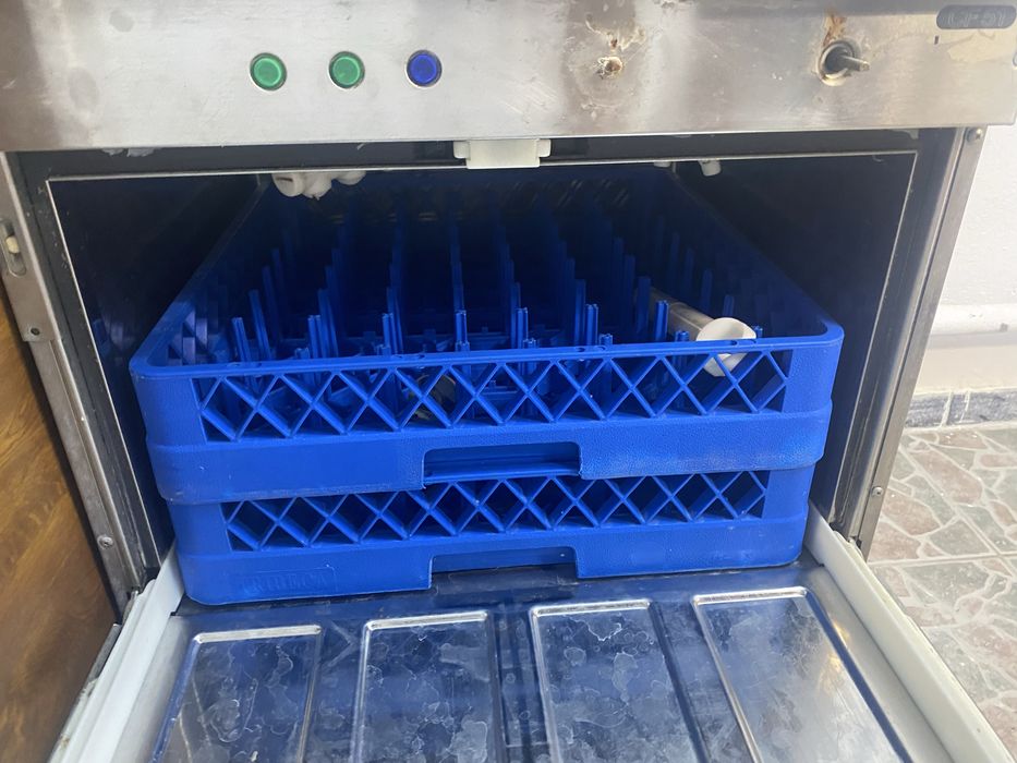 Masina de spalat vase Profesionala