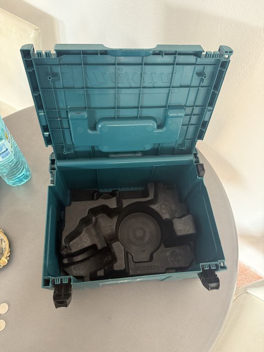 оригинален куфар за ъглошлайф на Makita