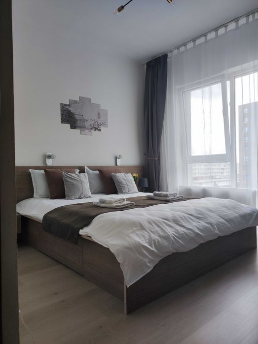 Închiriez apartament in regim hotelier la 100m de Iulius mall