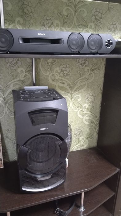 Музыкальный центр Sony