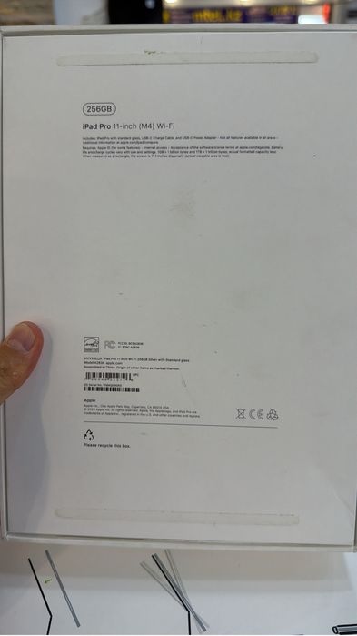 Ipad pro m4 256/8