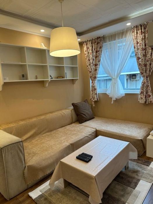 Дава се под наем Двустаен апартамент в София, Студентски град - 70 кв.м за 700 € - Снимка #2