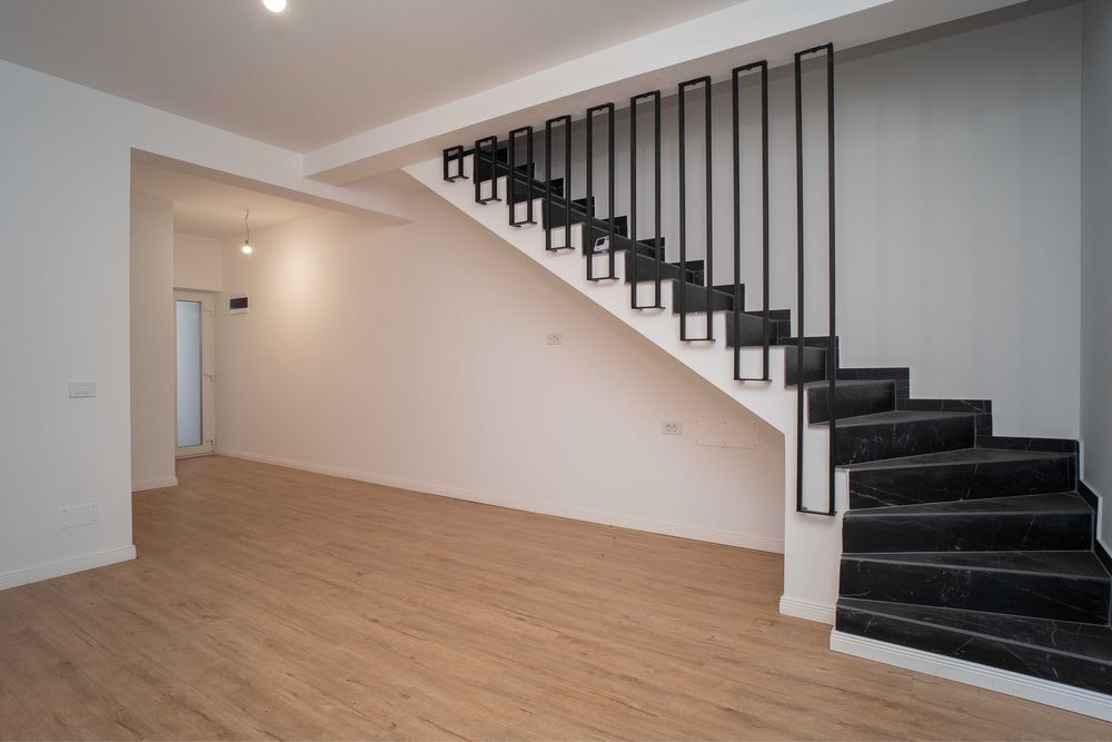 Finalizata !Casa 3 camere D 2 bai 86 mp zona Bucium Visan