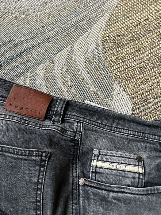 BUGATTI -  размер   44  - 2ХЛ - Оригинал