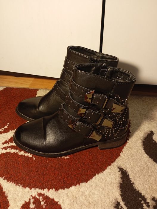 Ghete damă, mărimea 36