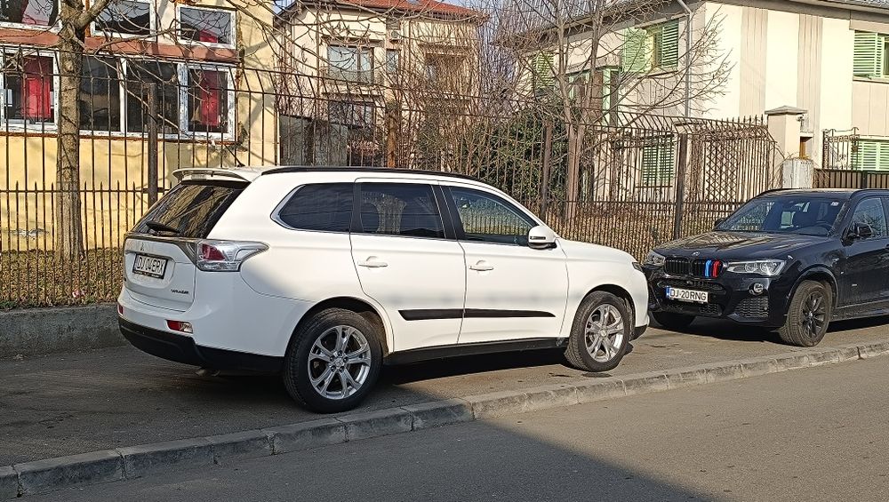 Vand Mitsubishi outlander 3