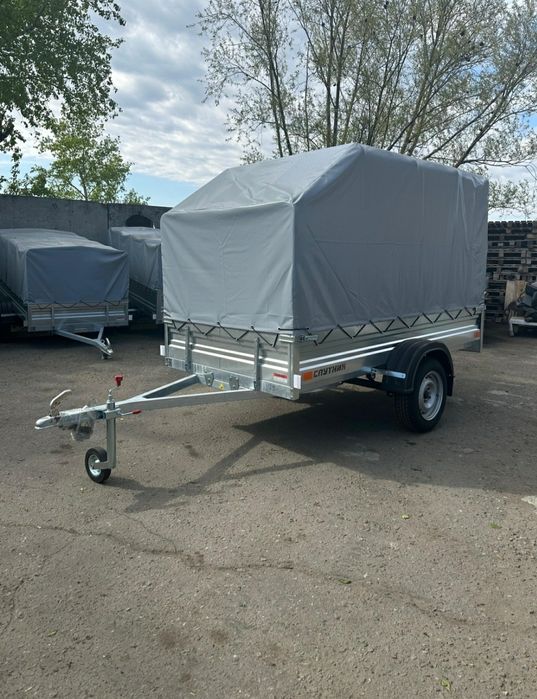 Прицепы и коневозки в ассортименте