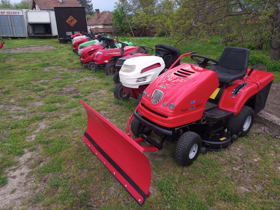 ТРАКТОРНИ КОСАЧКИ.Голям брой трактори.Косачки за трева