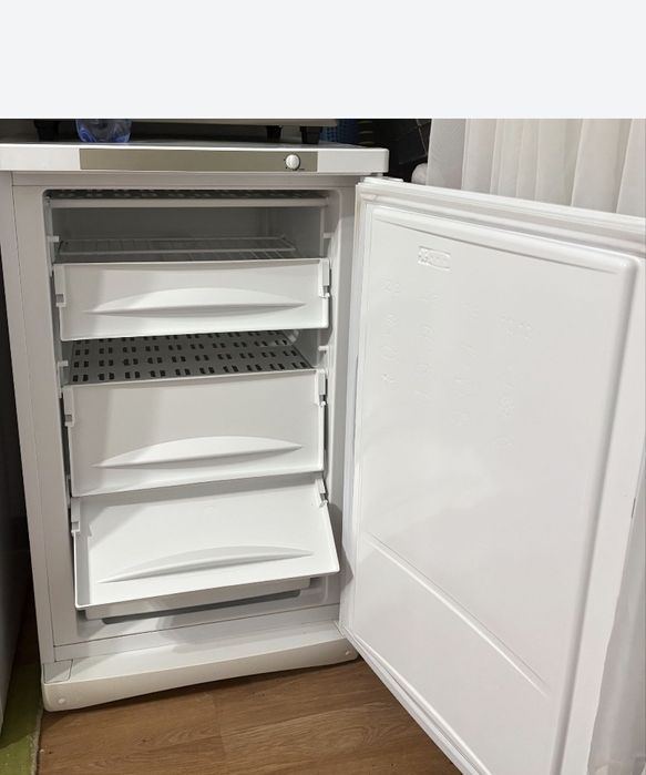 Морозильник Indesit