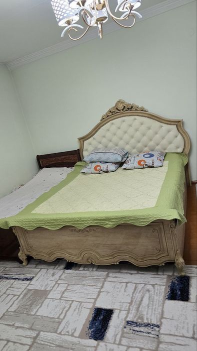 Спальный гарнитур состояние отличное.