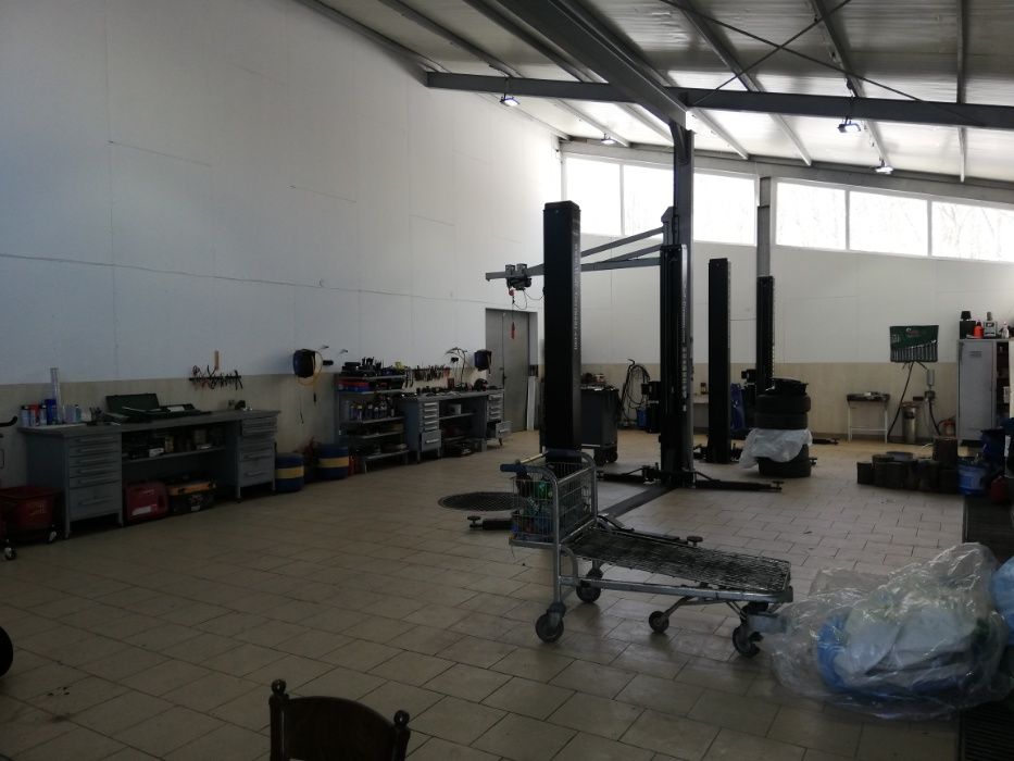 Промишлен имот в бившия завод добруджа