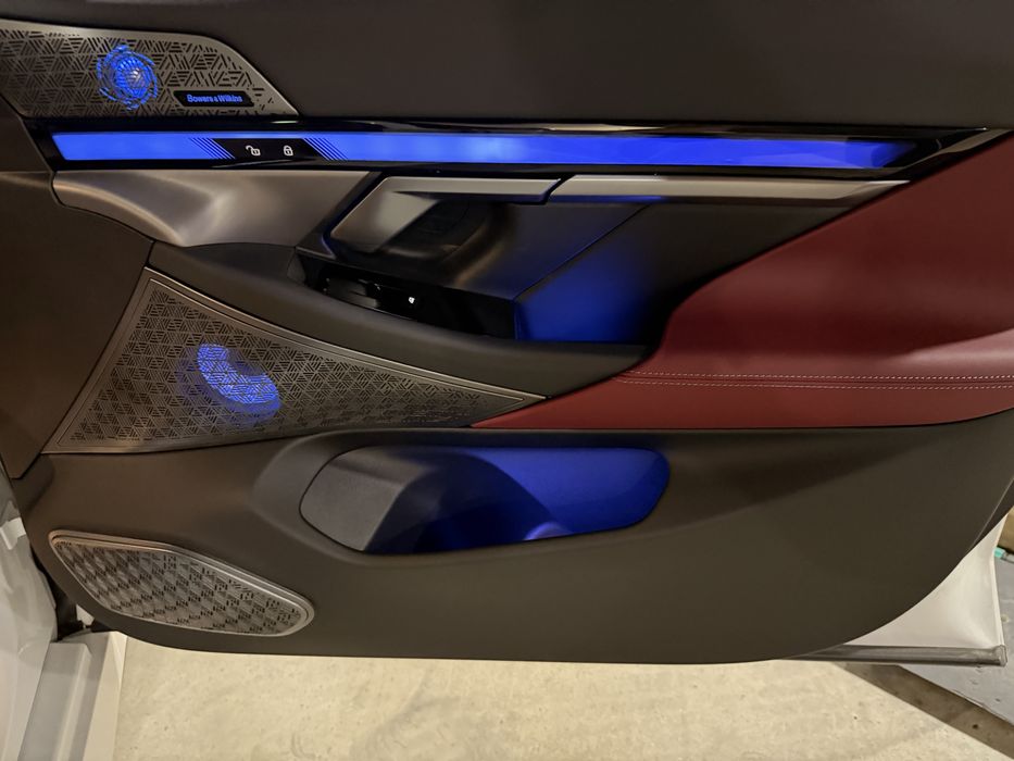 BMW i5 m sport 35L  2025