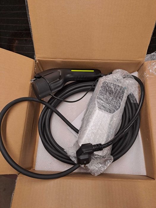 Зарядна станция тип 1