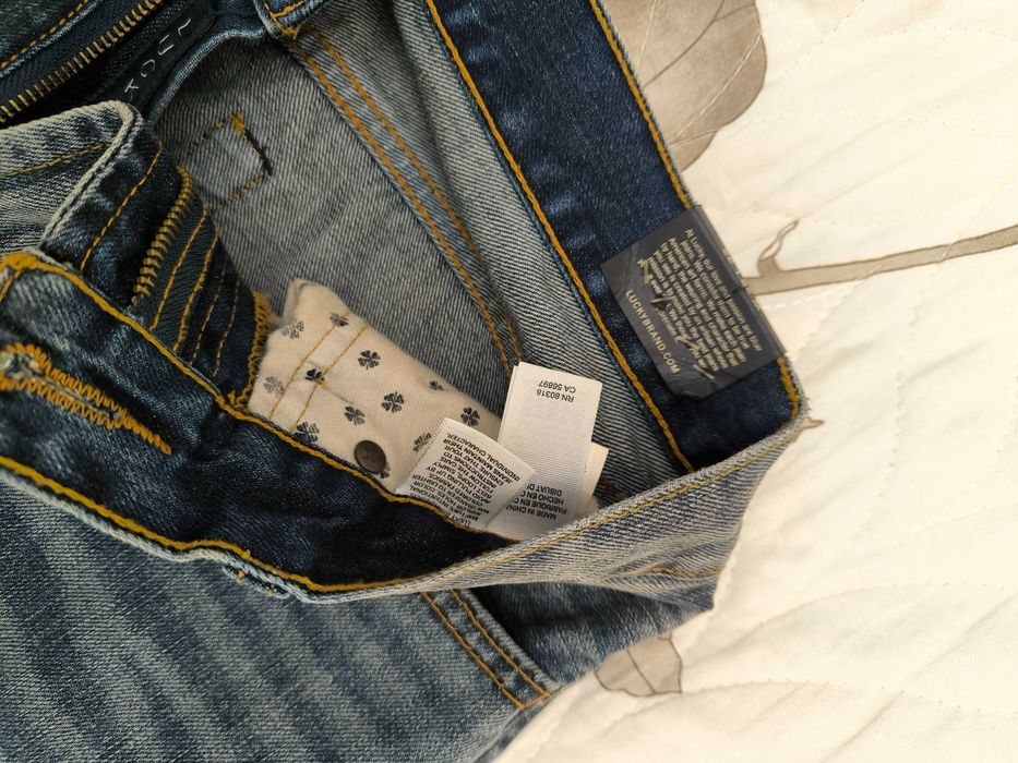 Новые джинсы Lucky Brand
