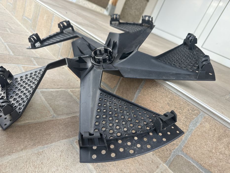 Skoda Enyaq оригинален таз за джанта 19