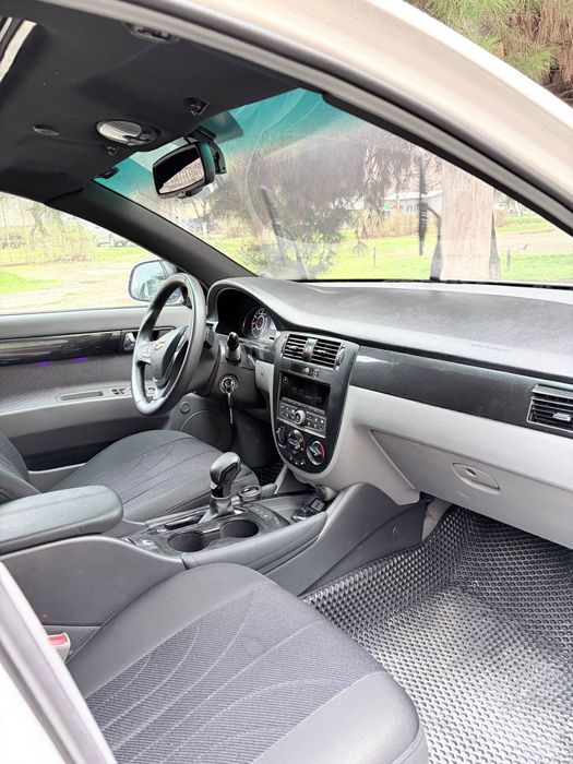 Arenda Gentra 2020yil oq rang