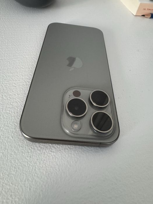 Iphone 15 pro la cutie