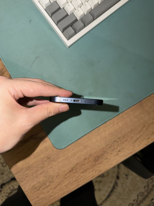 Продается Iphone 12 128GB