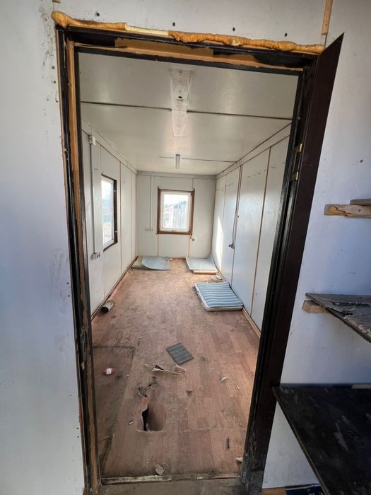 Продам контейнер 20 тонник обшитый или обмен варианты