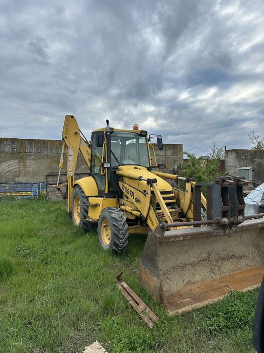 Buldoexcavator Komatsu WB97R