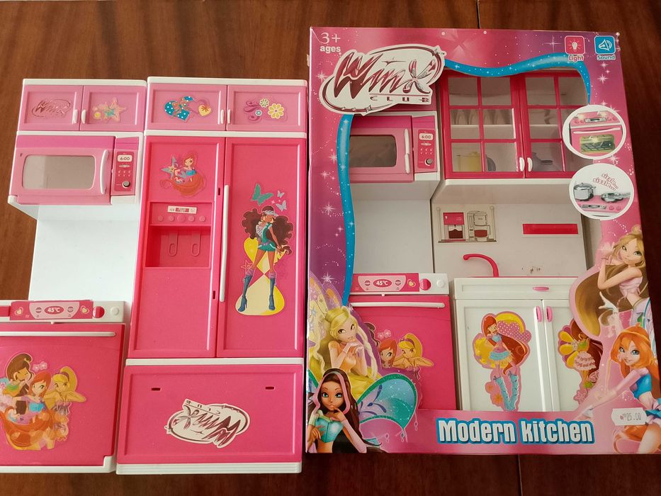 Продавам кухни на Winx