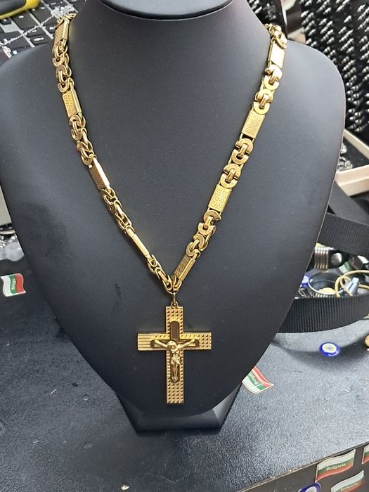 Ланец от медицинска стомана