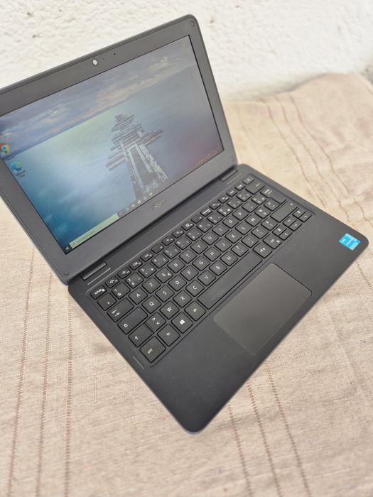 Laptop ultraslim Dell Latitude 3120