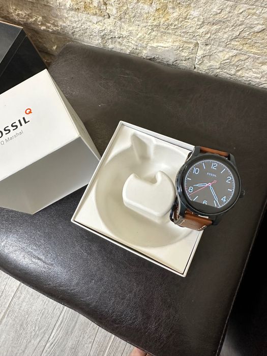 Lot diverse obiecte electronice/accesorii – Marshall, Fossil, iWalk