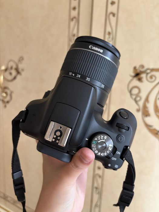Продаю Canon EOS 2000D в идеальном состоянии