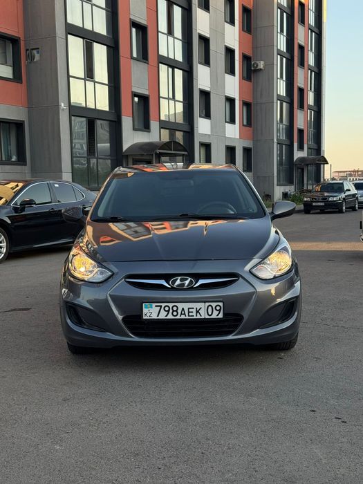 Hyundai Solaris 2011