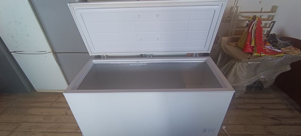 Продам морозильник, ларь.