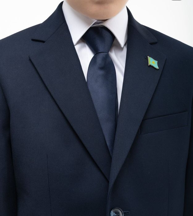 Продам Детский костюм