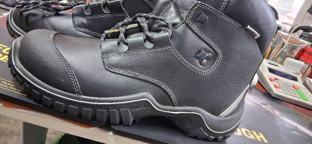 Ghete    lucru    Uvex