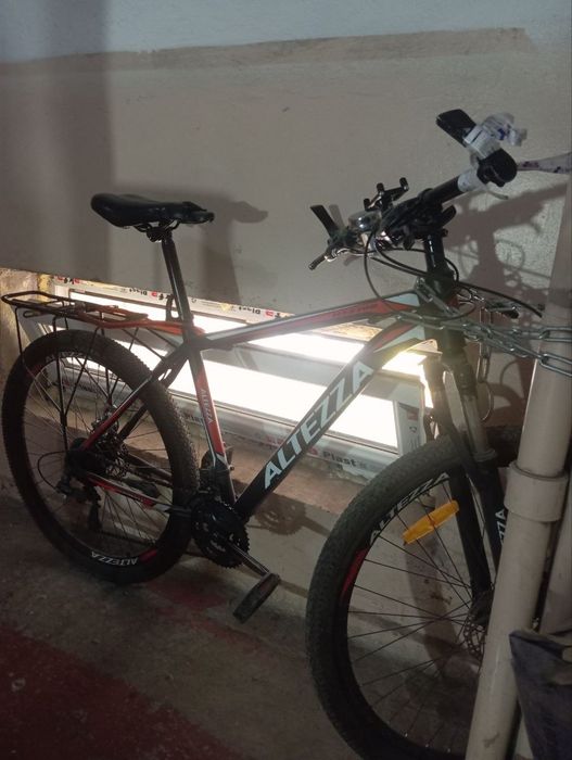 Velosiped Sotiladi srochna