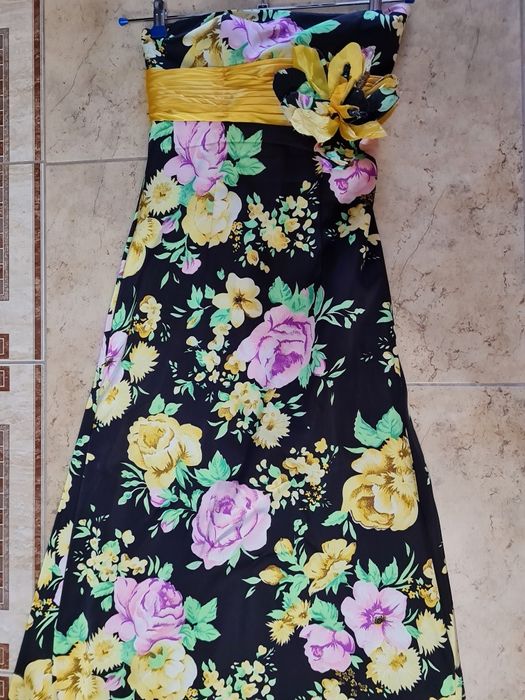Rochie eleganta cu flori