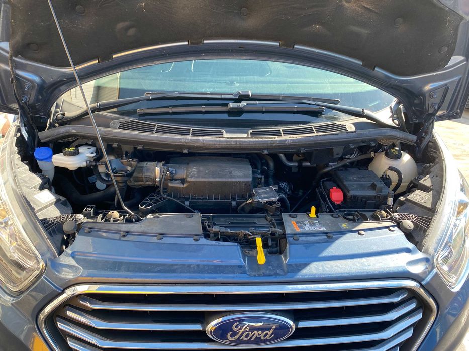 dezmembrez ford tourneo 2.0 automat