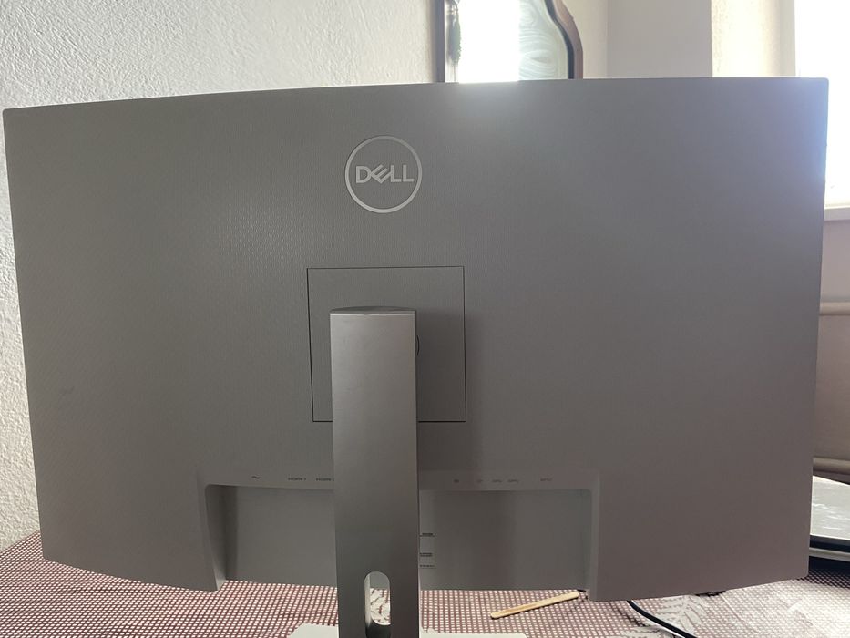 Монитор DELL S3221QSA 31.5
