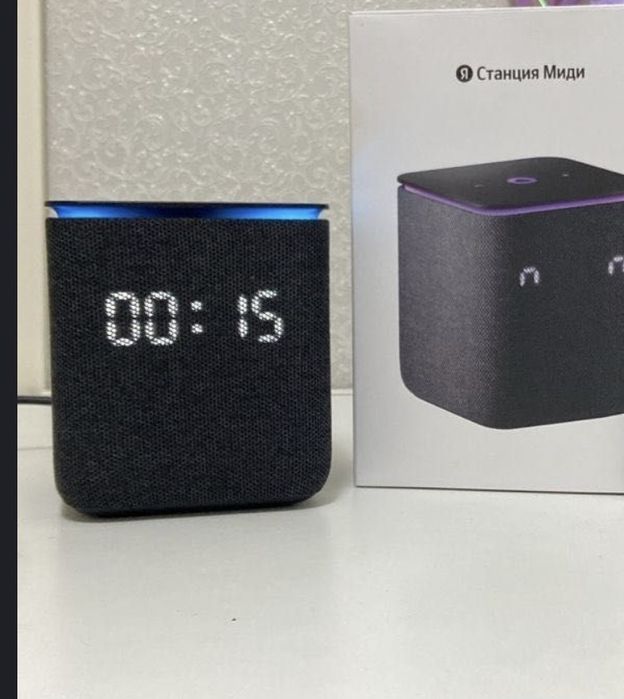 Яндекс Алиса миди