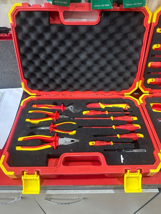 Набор диэлектрических инструментов