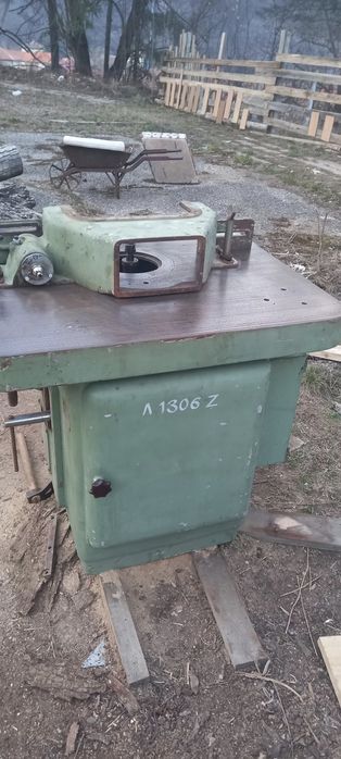 Дърводелска фреза .