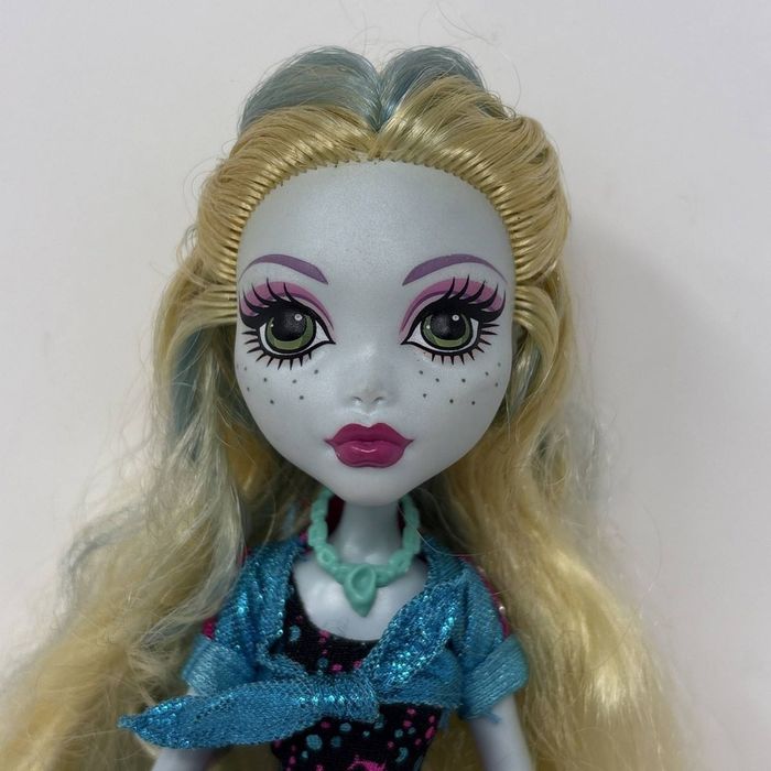 Лагуна Monster high
