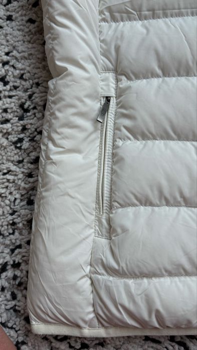 Нов дамски пухен елек,грейка Parajumpers размер М