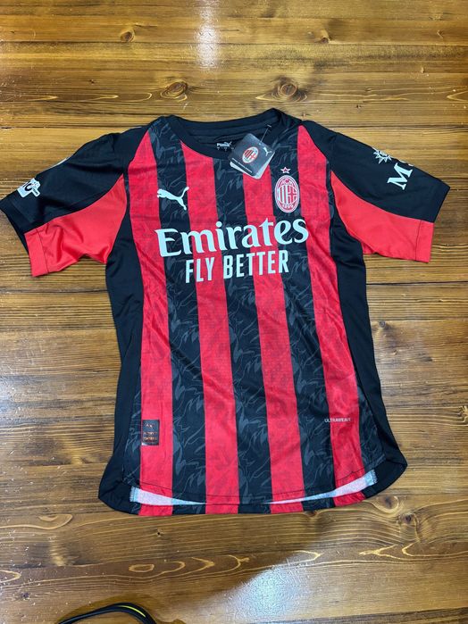 Футболни тениски 2025/26