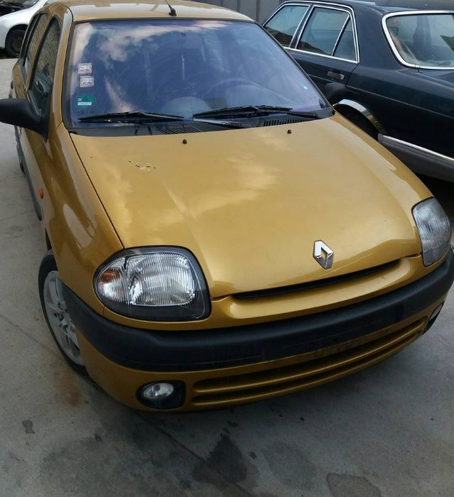 Рено Клио 2 / Renault Clio 2 1.2 58к.с. 1999г. (На части) гр. Шумен 5 ...