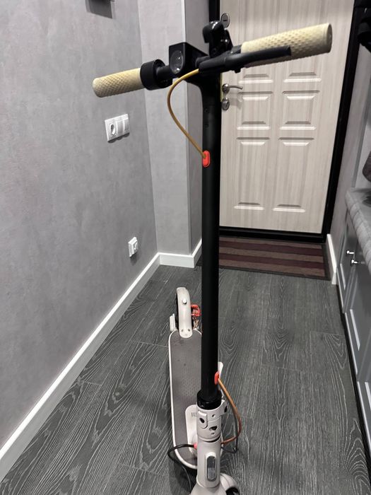 Электросамокат Xiaomi mi3