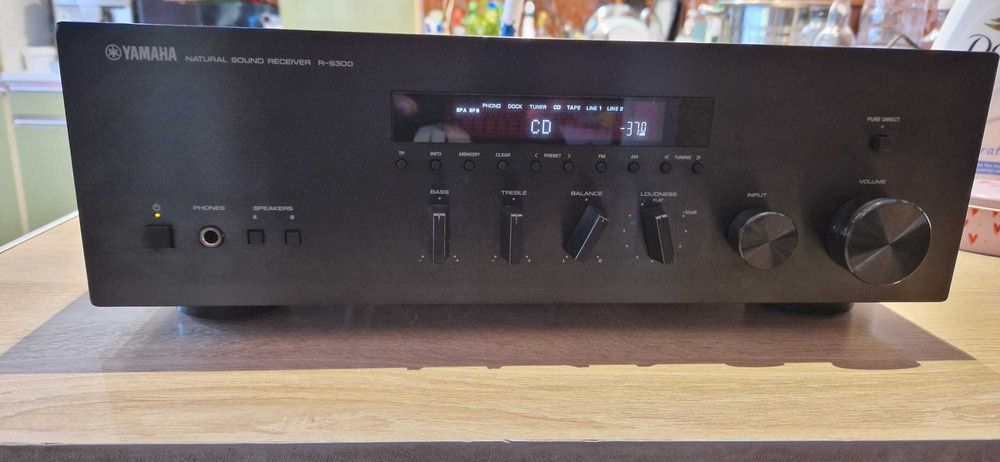 Yamaha R-S300 radio-amplificator